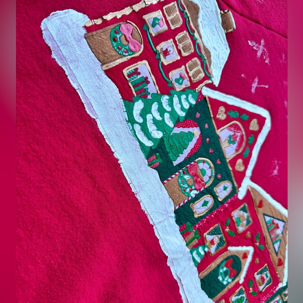 Vintage hand panted ragland christmas sweatshirt! Old fruit of the loom tag.